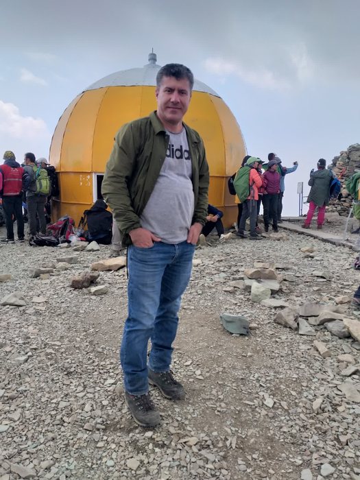 کوهنوردی و طبیعتگردی دکتر علی عباسی