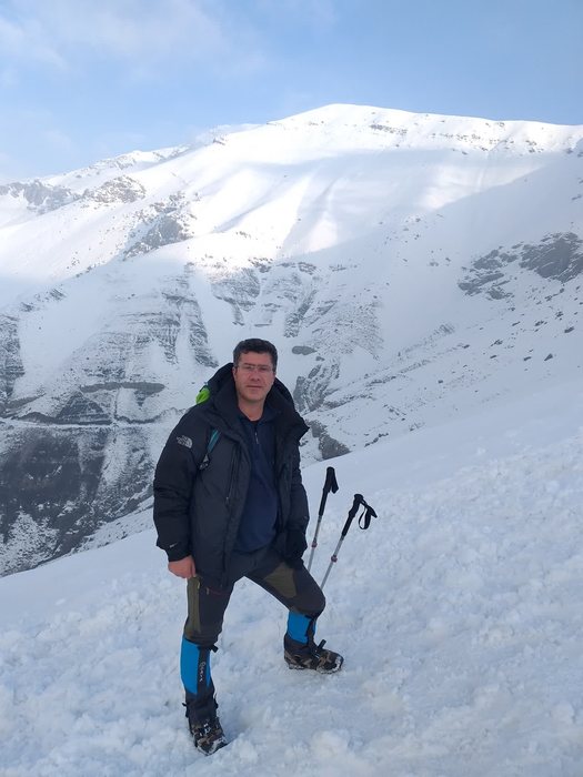کوهنوردی و طبیعتگردی دکتر علی عباسی